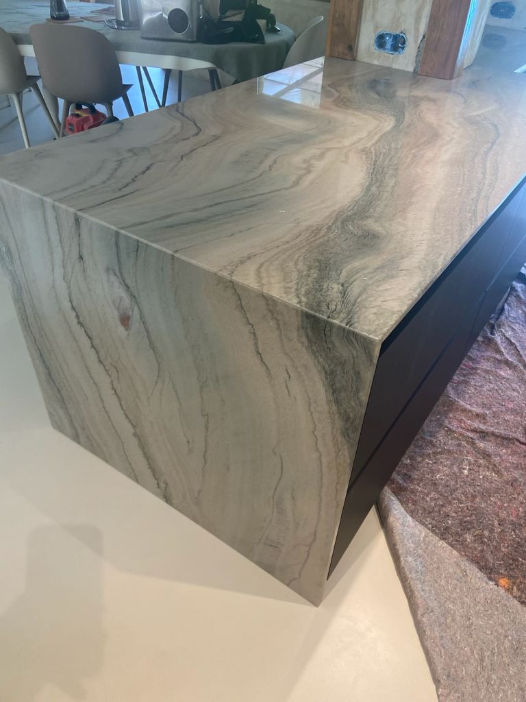 Quartzite Macauba Fantasy antolini Idplan bourg en bresse